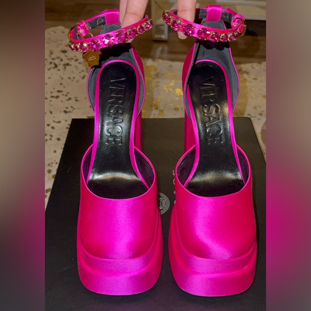 Versace platform heel 38